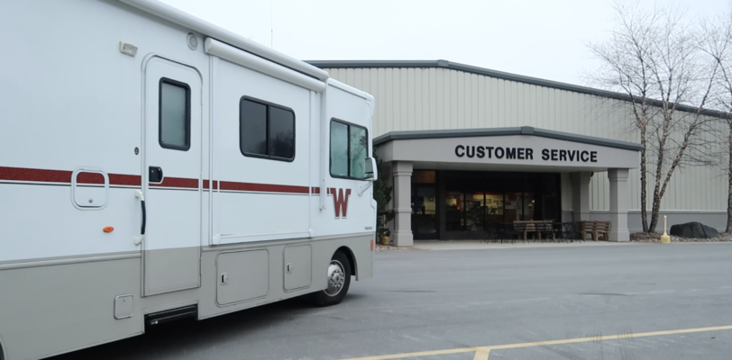 winnebago customer service